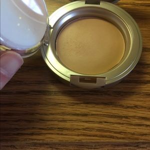 Stilla putty perfector in medium